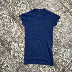 Lululemon swiftly tech short sleeve